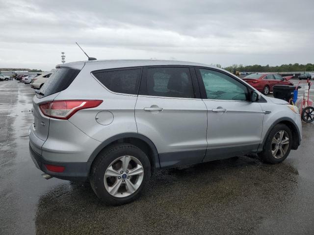 Vin: 1fmcu9gx4fub01547, lot: 55717645, ford escape se 20153