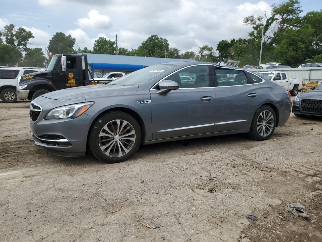 BUICK LACROSSE ESSENCE
