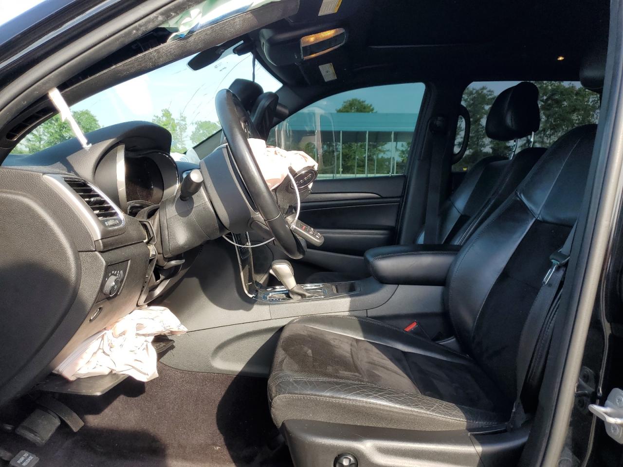 JEEP GRAND CHEROKEE LAREDO