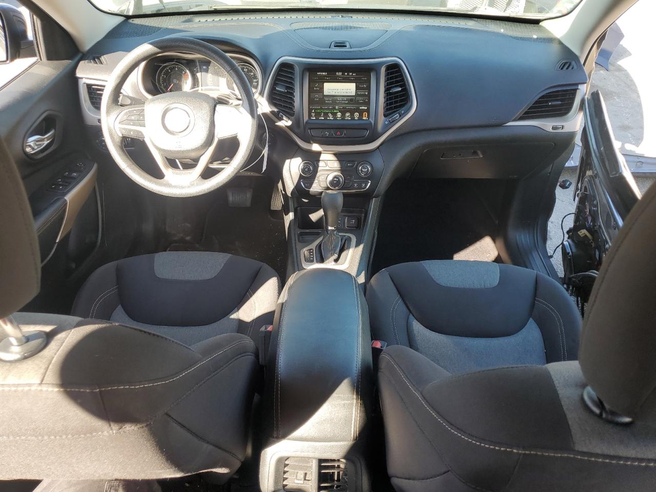 JEEP GRAND CHEROKEE LATITUDE