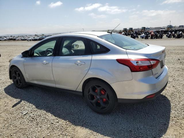 Vin: 1fahp3f2xcl373337, lot: 57460795, ford focus se 20122