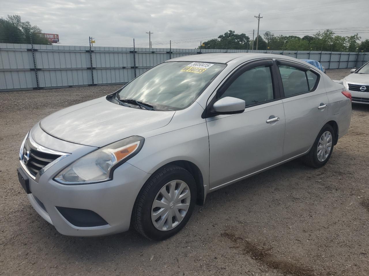 NISSAN VERSA S