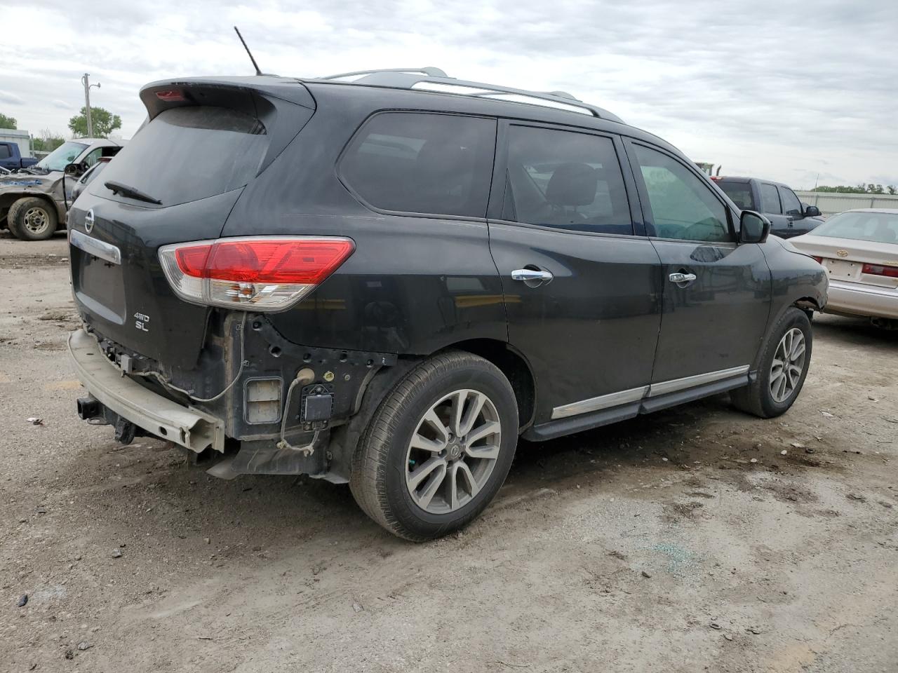 Nissan Pathfinder 2015