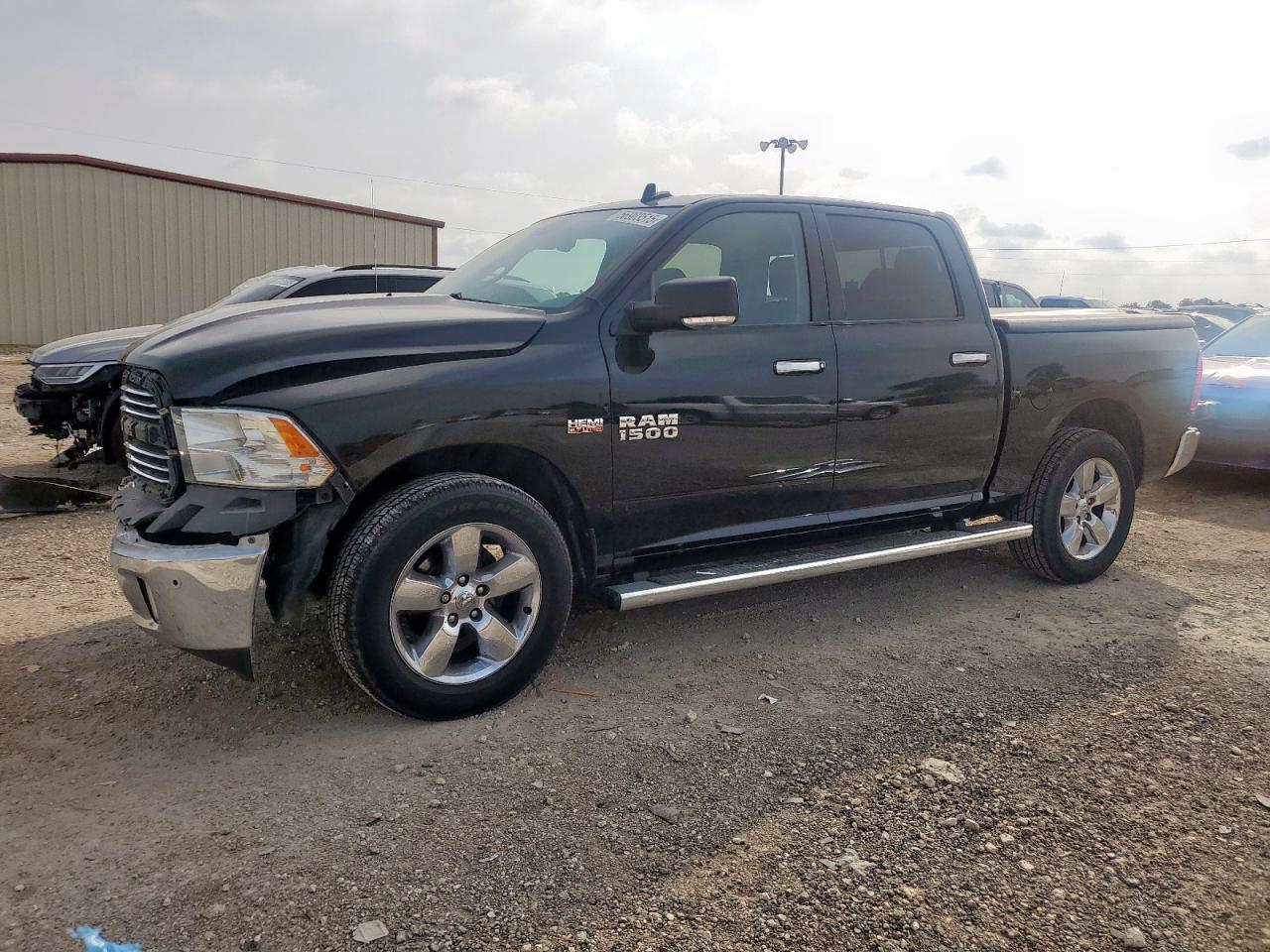 RAM 1500 SLT