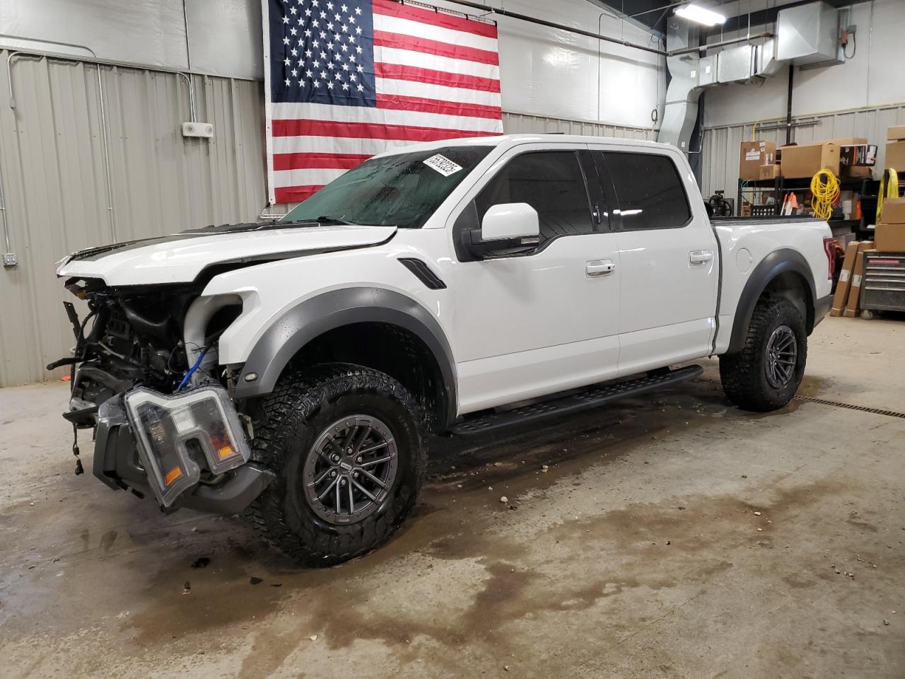 FORD F-150 RAPTOR