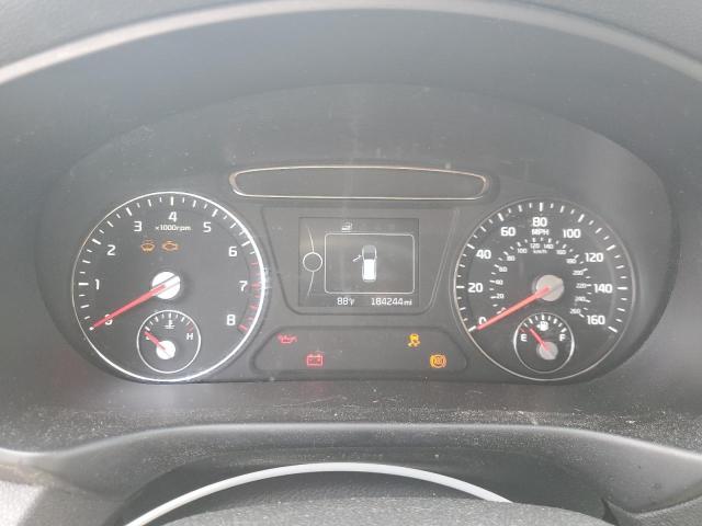 2016 KIA SORENTO LX - 5XYPG4A38GG015277