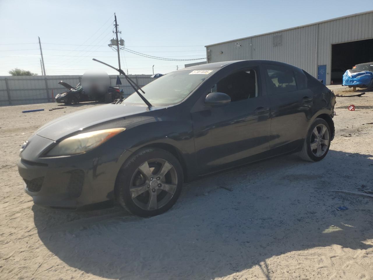  Salvage Mazda 3