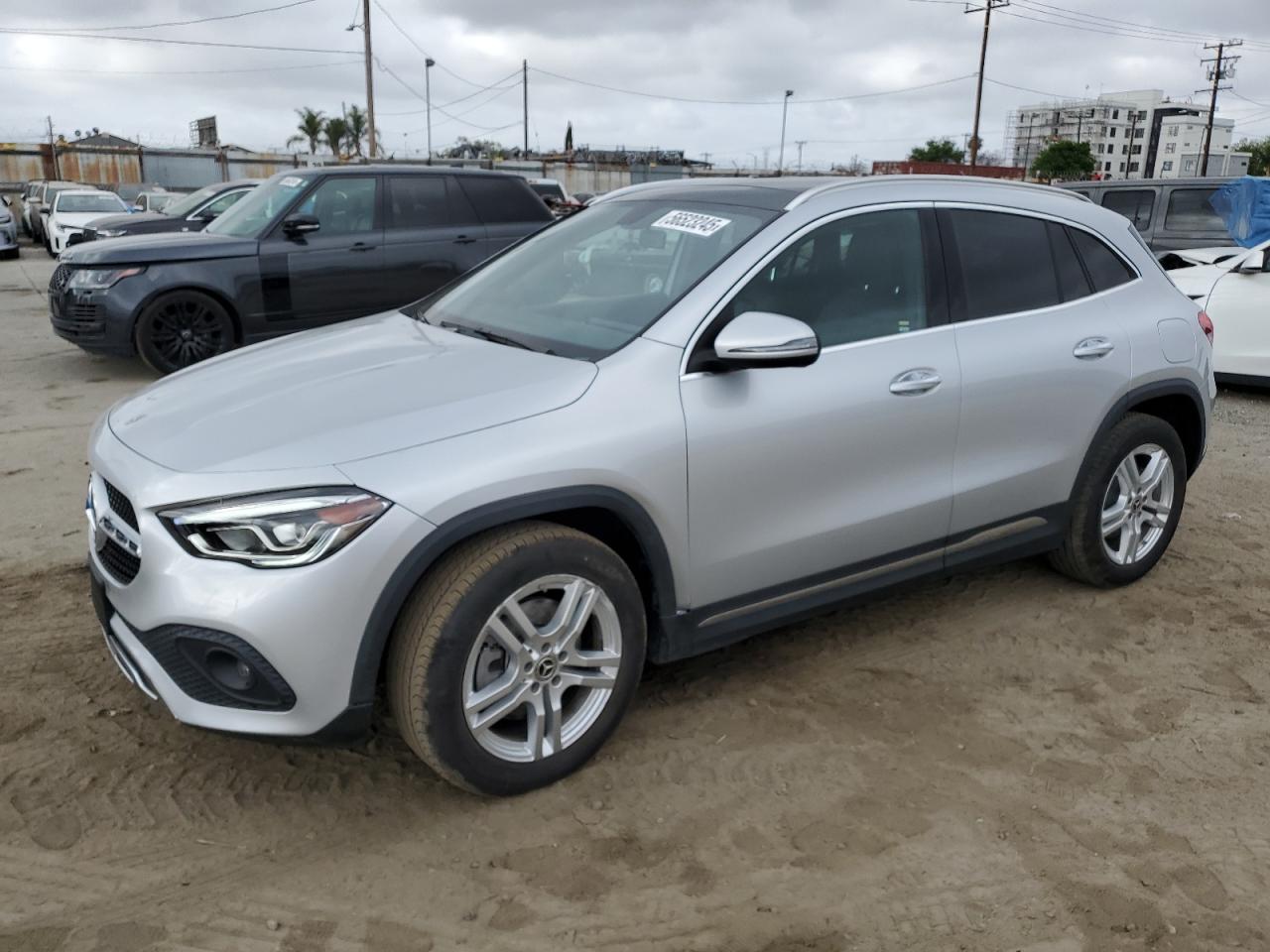 MERCEDES-BENZ GLA-CLASS 250 4MATIC
