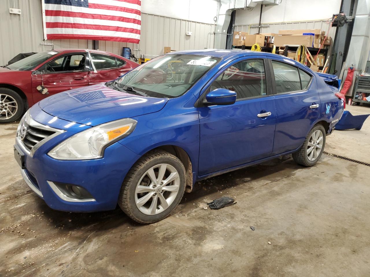 NISSAN VERSA S