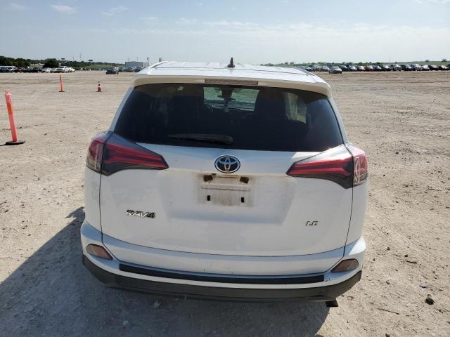 2018 TOYOTA RAV4 LE - JTMZFREV8JJ749395