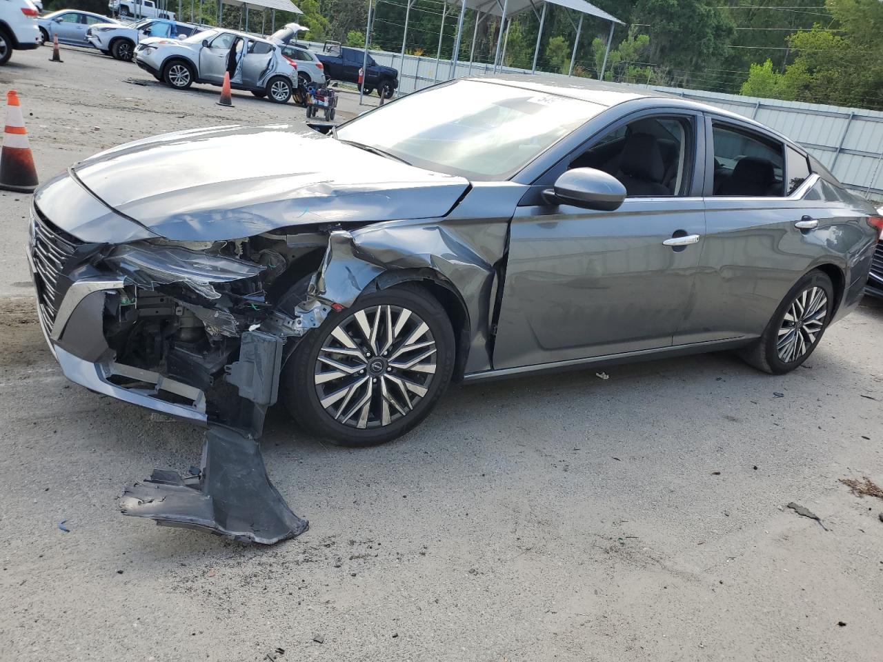 NISSAN ALTIMA SV