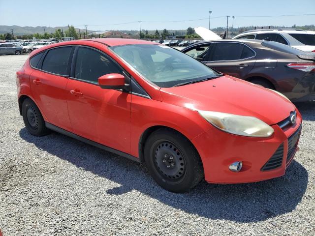 Vin: 1fahp3k25cl274964, lot: 56996335, ford focus se 20124