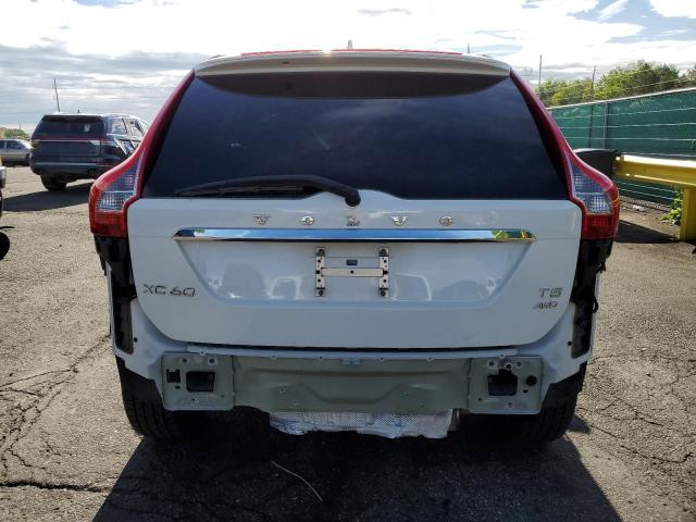 2016 VOLVO XC60 T5 PR - YV4612RK3G2785987