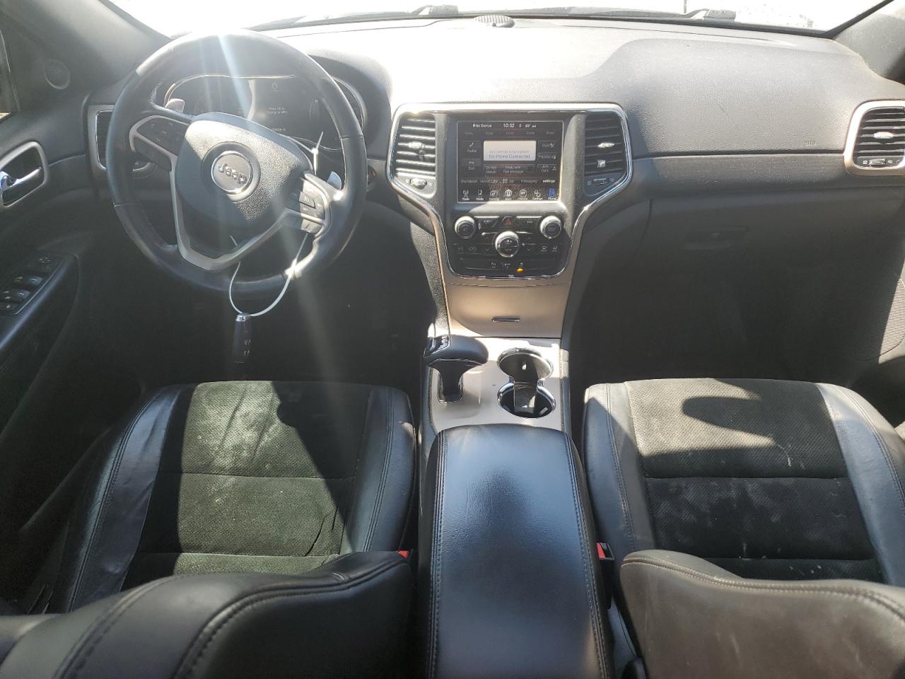 JEEP GRAND CHEROKEE LAREDO