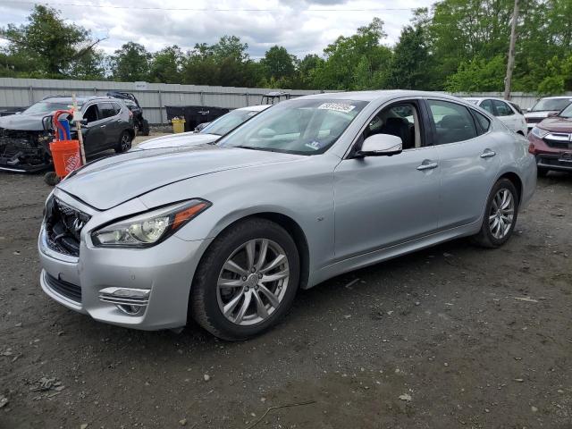 INFINITI Q70 3.7