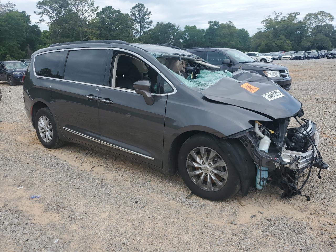 CHRYSLER PACIFICA TOURING L