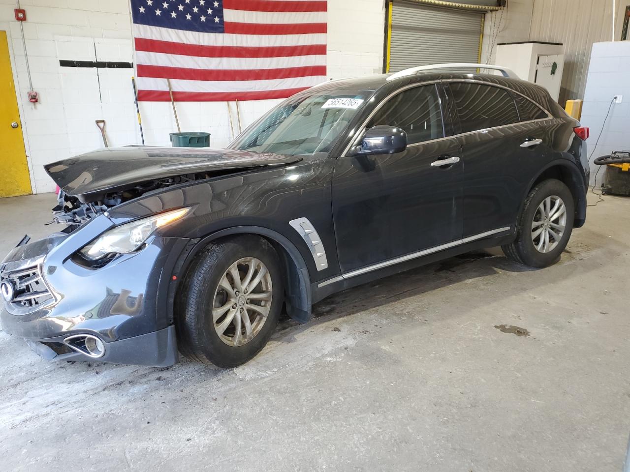 INFINITI FX35