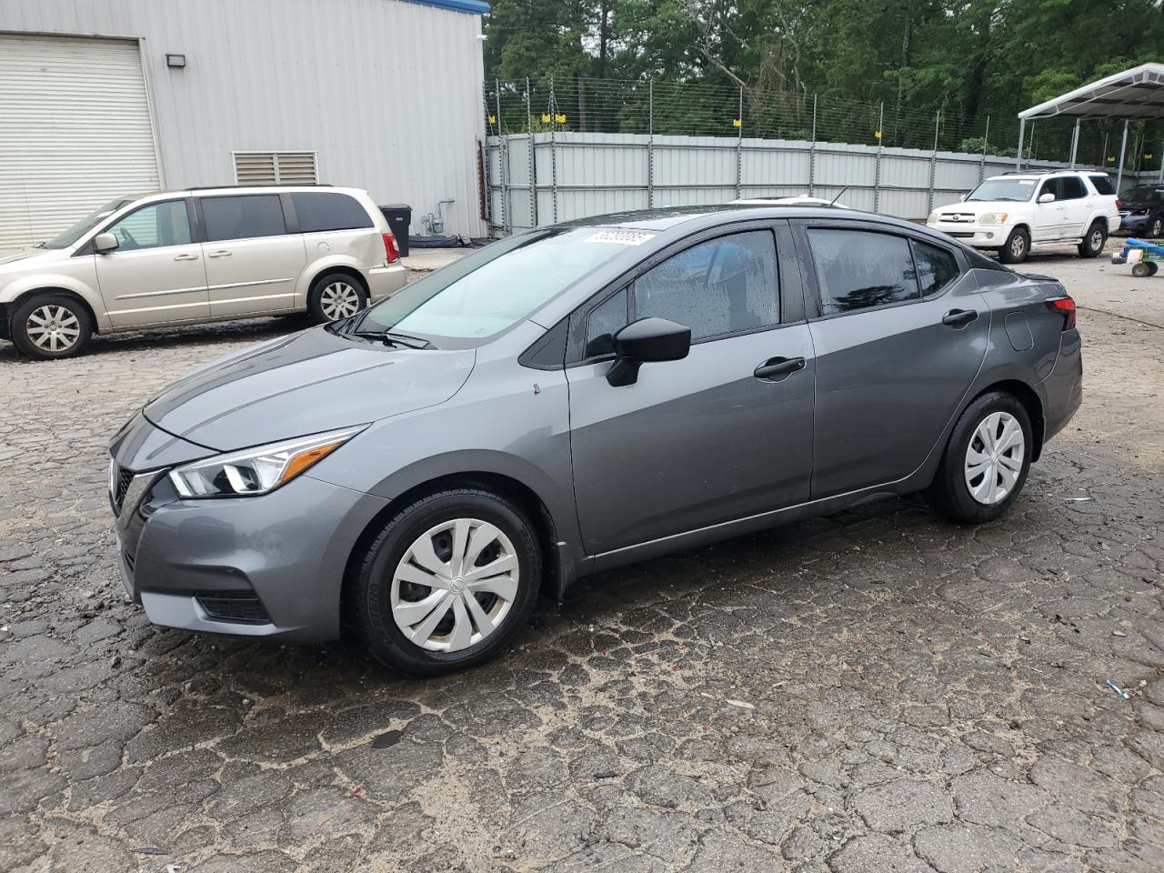 NISSAN VERSA S