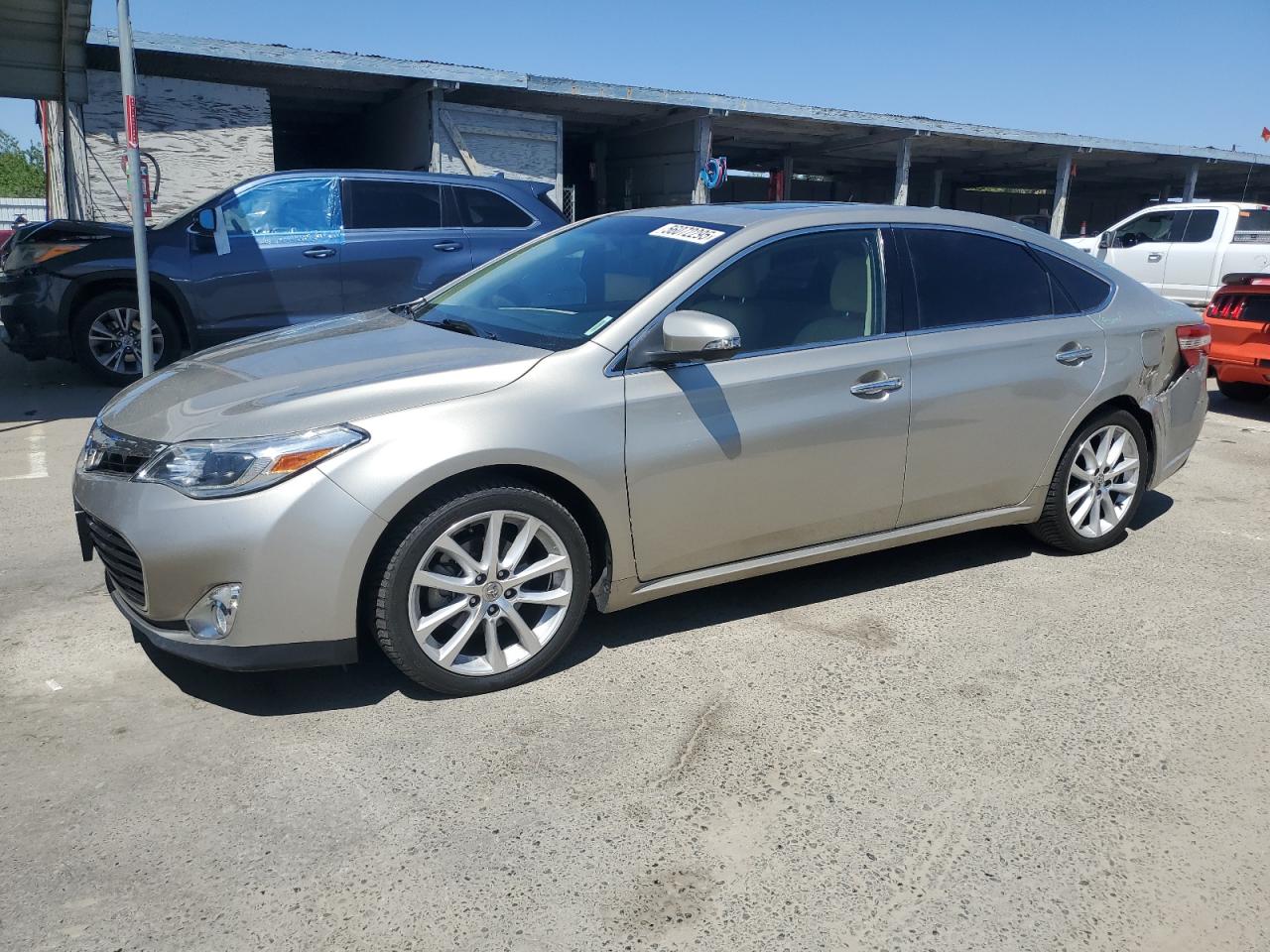 TOYOTA AVALON XLE