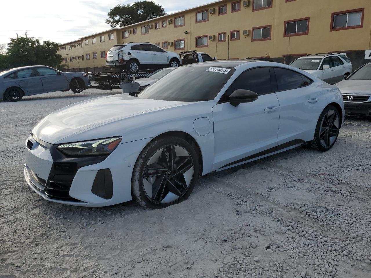AUDI RS E-TRON GT