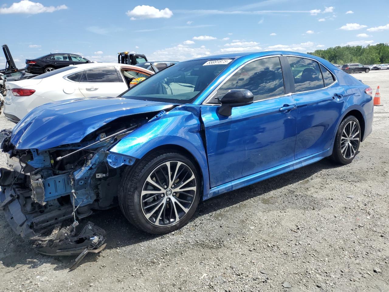 TOYOTA CAMRY SE