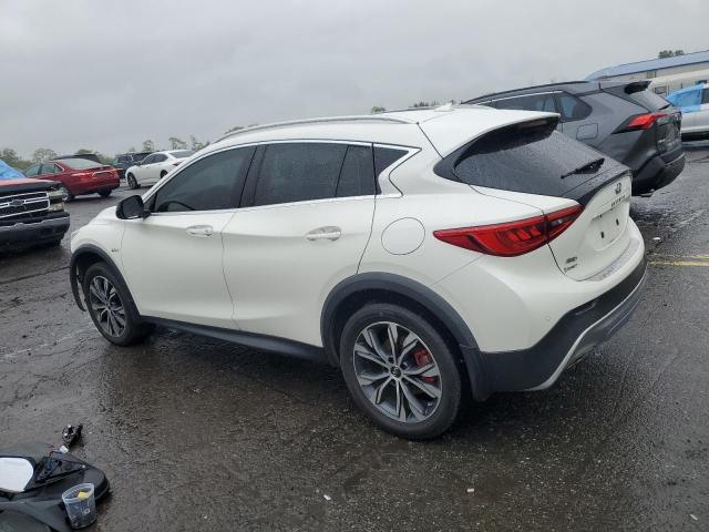 2017 INFINITI QX30 BASE SJKCH5CRXHA034396
