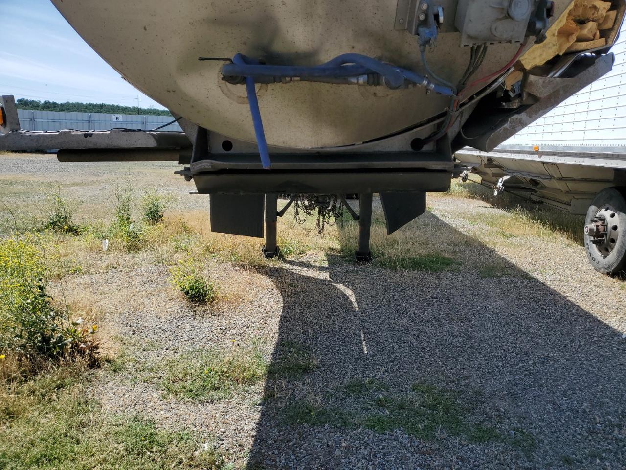 Lot #3227634462 2019 WALKER TANKER