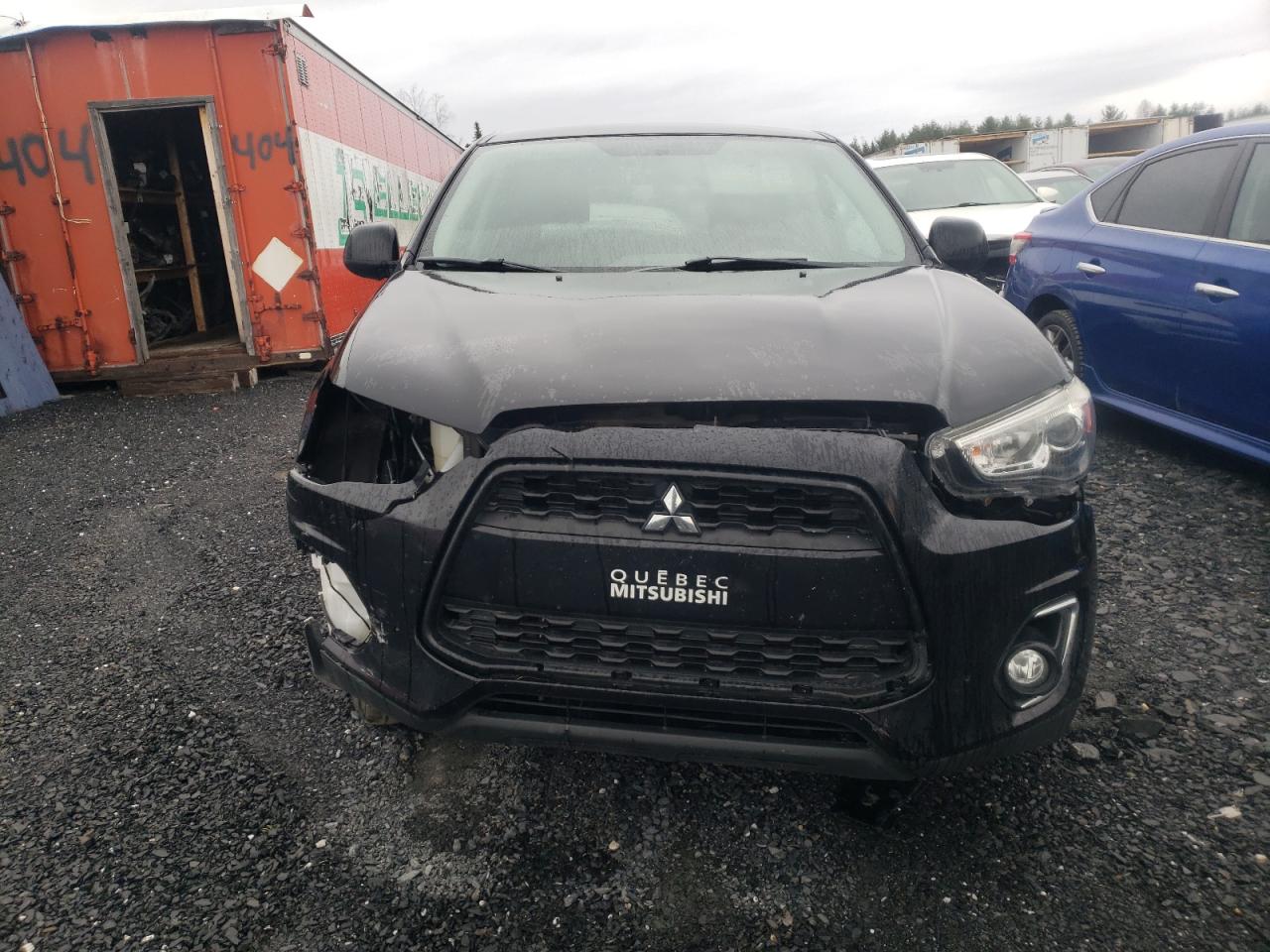 MITSUBISHI OUTLANDER SE