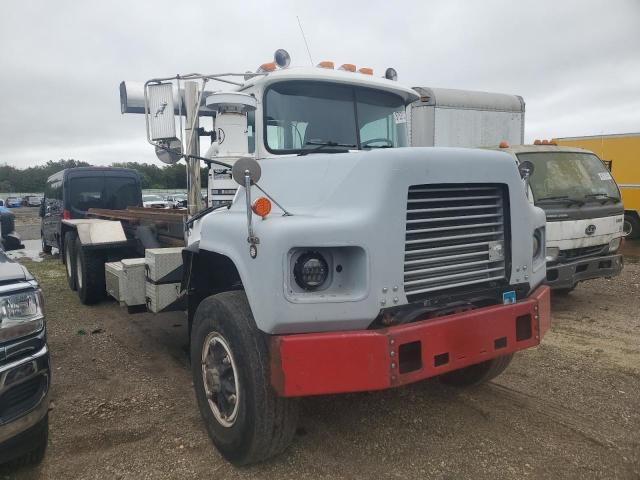 MACK UNKNOWN 1997 white conventi diesel 1M2B224C3VM004087 photo #1