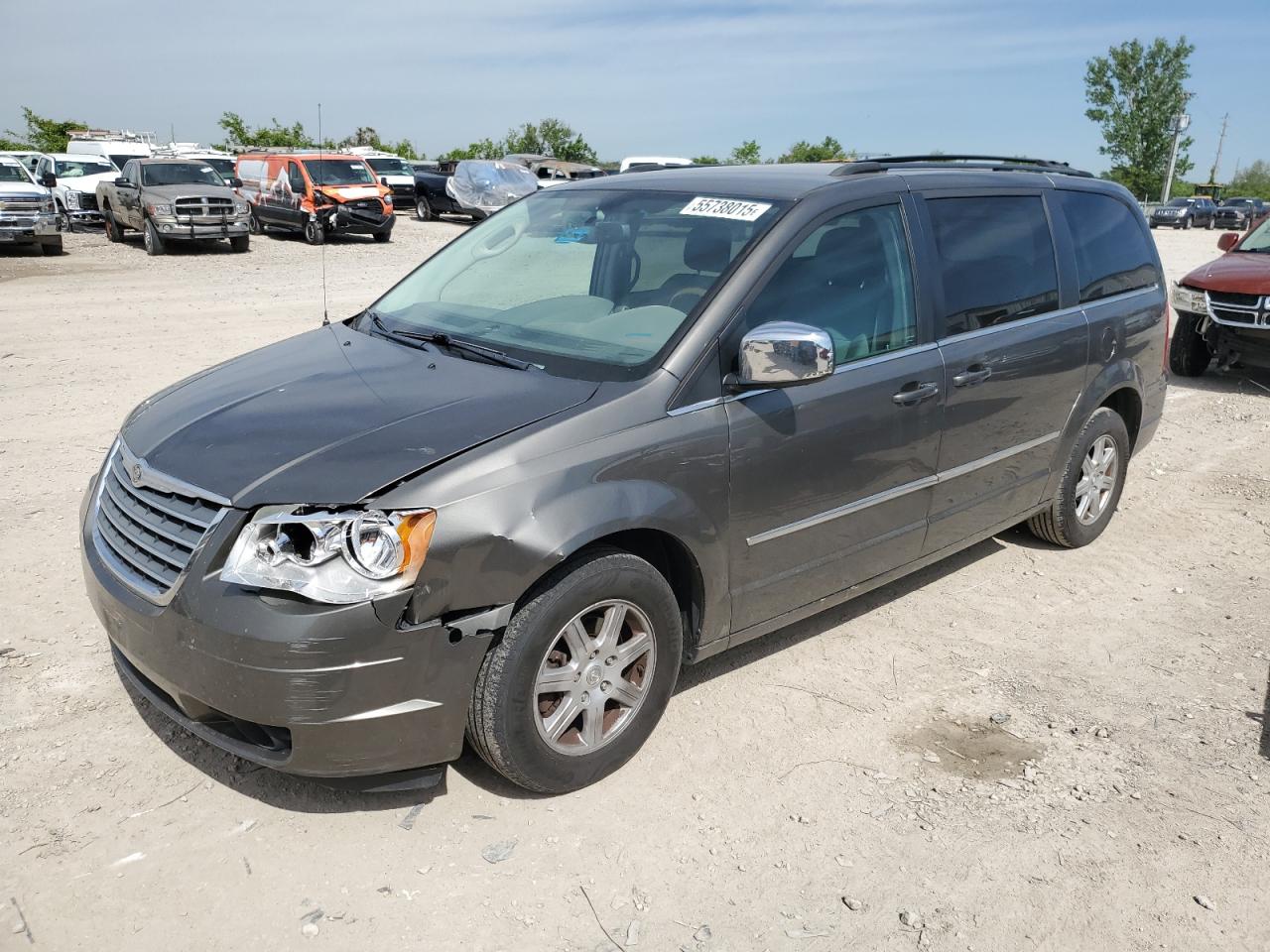 CHRYSLER TOWN & COUNTRY TOURING