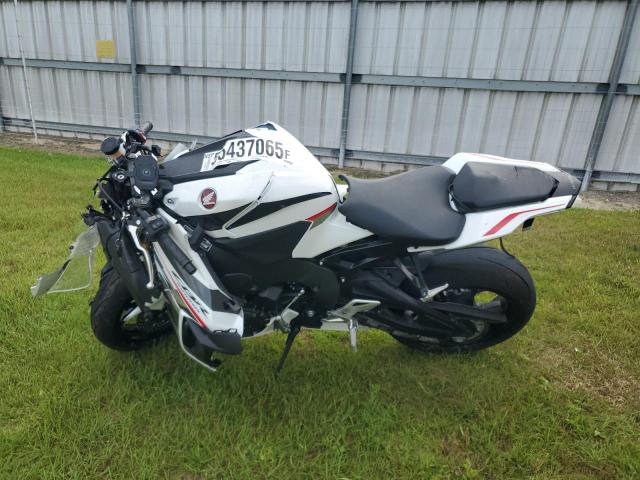 2025 HONDA CBR1000 RR JH2SC7710SK800044