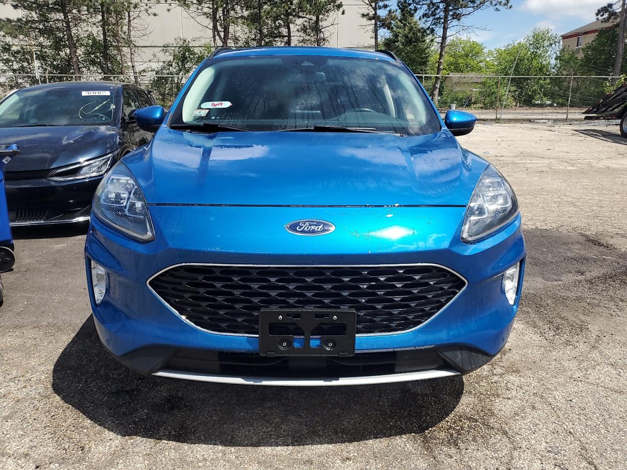 FORD ESCAPE TITANIUM