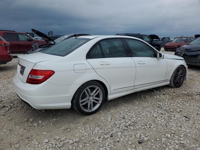 Vin: wddgf4hb3eg232798, lot: 55451045, mercedes-benz c-class 250 20143