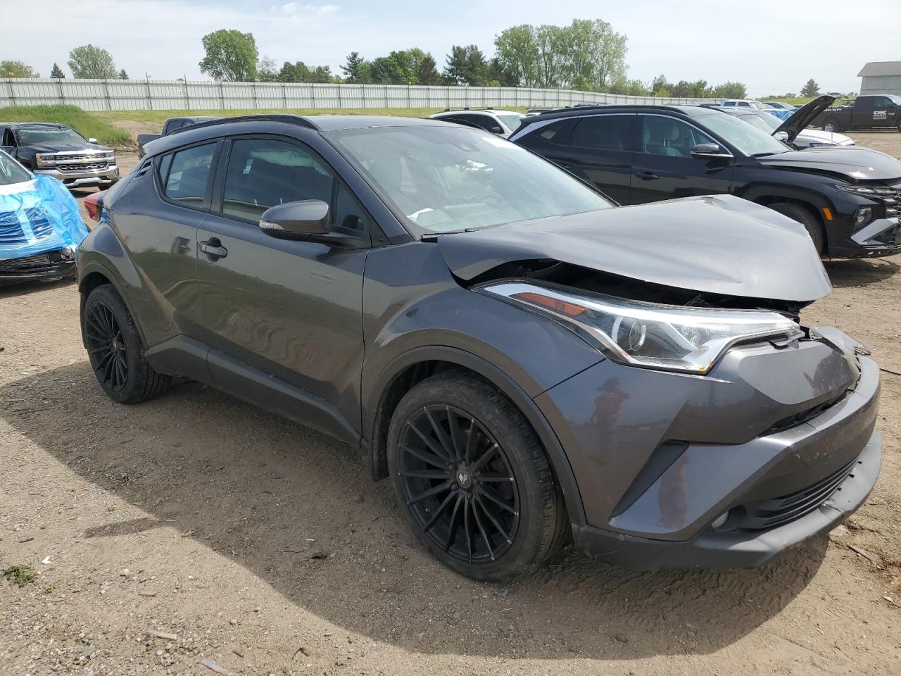 TOYOTA C-HR XLE