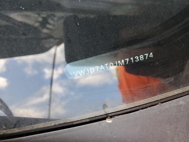 2018 VOLKSWAGEN BEETLE SE 3VWJD7AT0JM713874