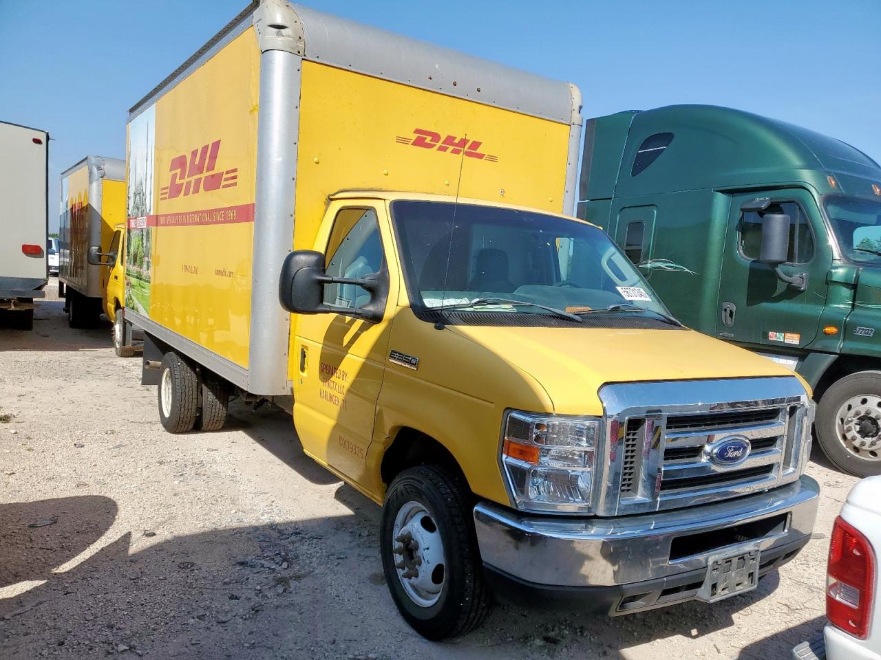 FORD ECONOLINE E350 SUPER DUTY CUTAWAY VAN