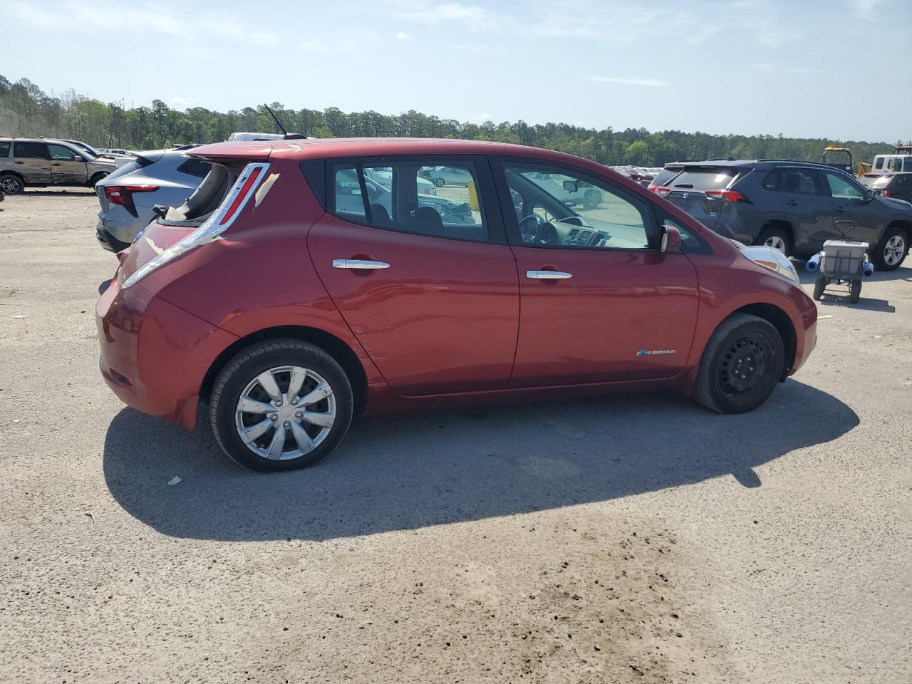 NISSAN LEAF S