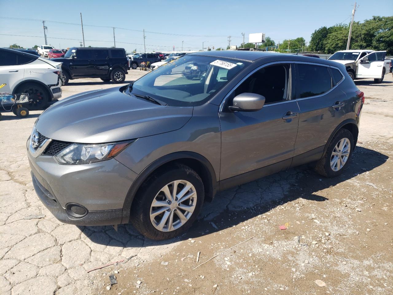 NISSAN ROGUE SPORT S