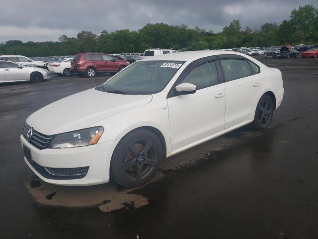VOLKSWAGEN PASSAT S
