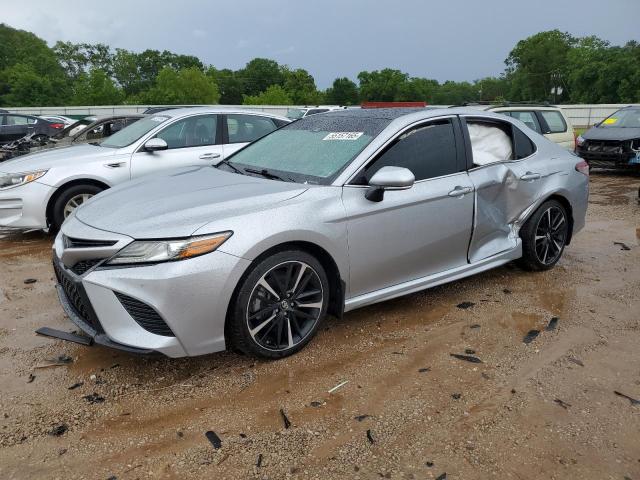 TOYOTA CAMRY XSE