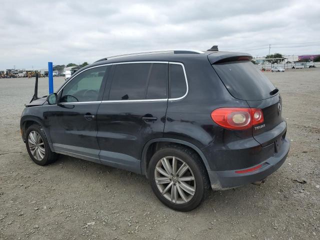 VOLKSWAGEN TIGUAN S 2011 black  gas WVGBV7AX3BW551114 photo #3