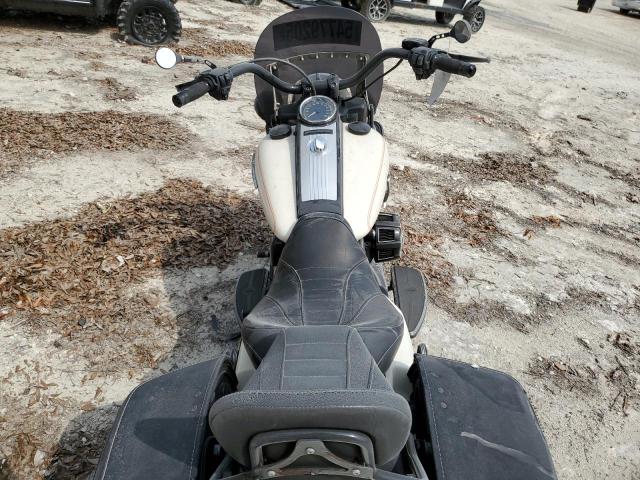 2012 HARLEY-DAVIDSON FLHRC ROAD - 1HD1FRM1XCB648480