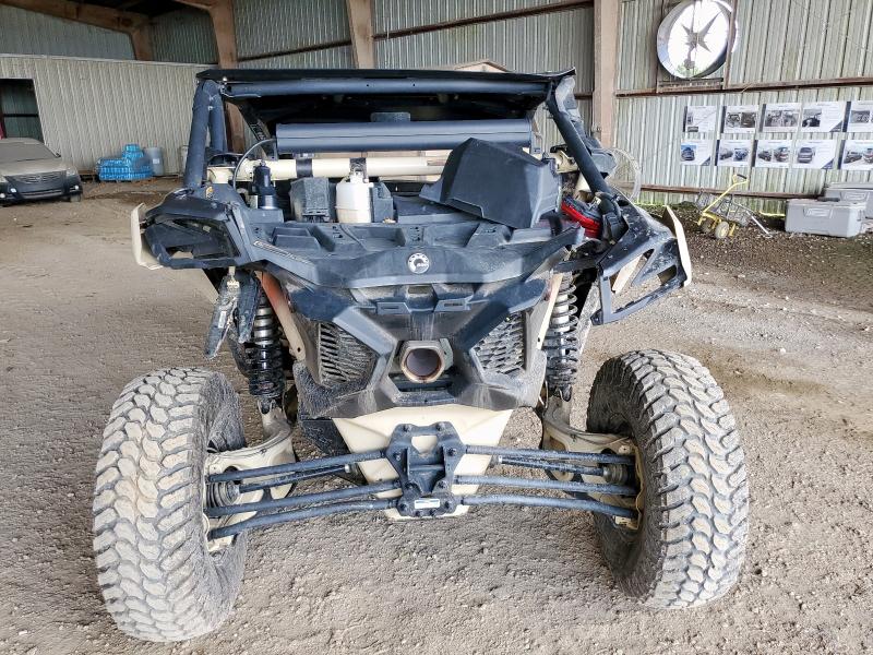 2023 CAN-AM MAVERICK X 3JBVPAV25PE000095