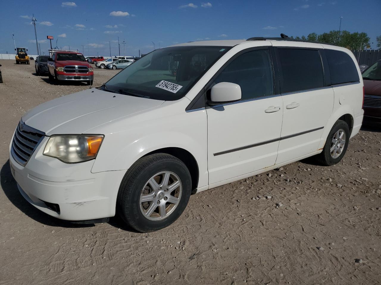  Salvage Chrysler Town & Country
