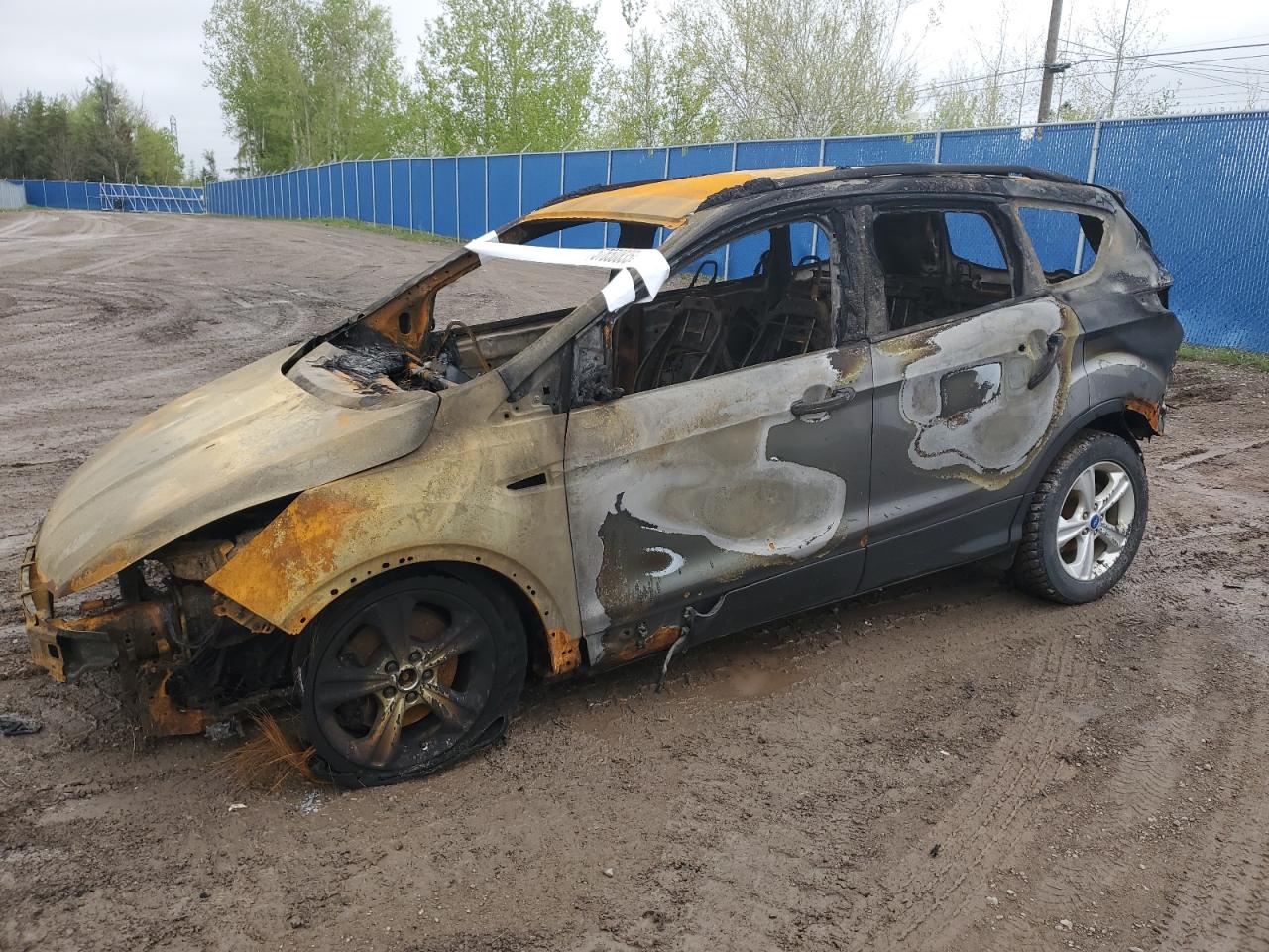 FORD ESCAPE SE