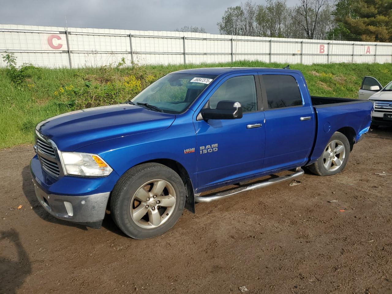 RAM 1500 SLT
