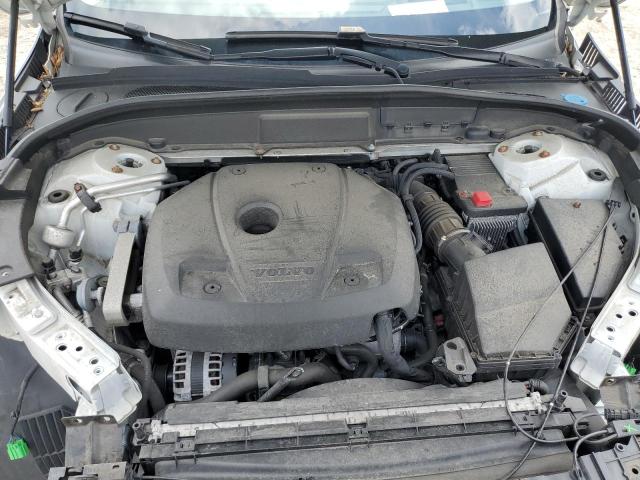 2018 VOLVO XC60 T6 LYVA22RL7JB069120