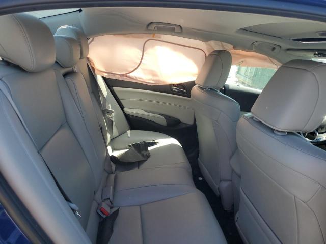 2016 ACURA ILX BASE W - 19UDE2F30GA023641