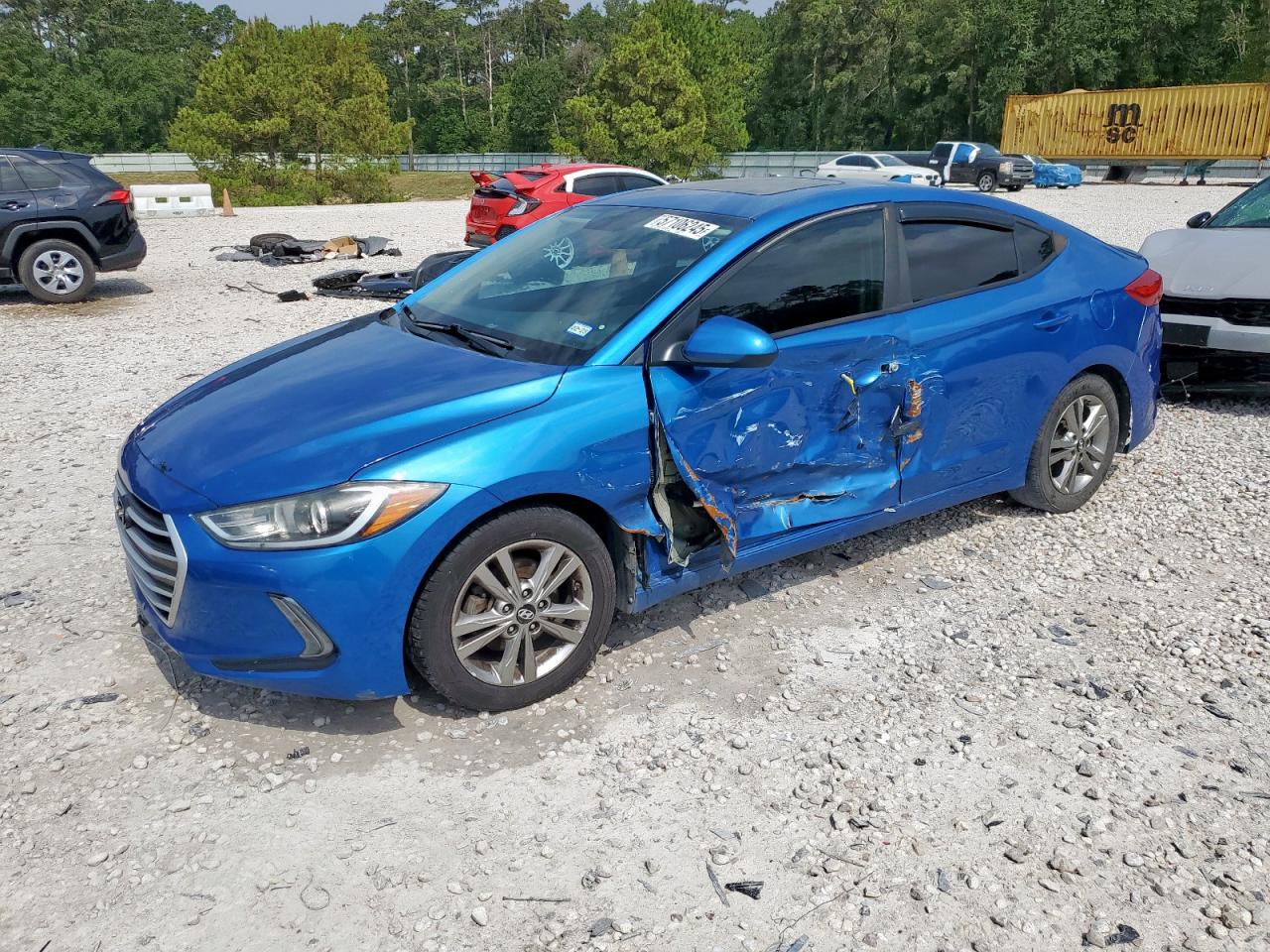 HYUNDAI ELANTRA SE