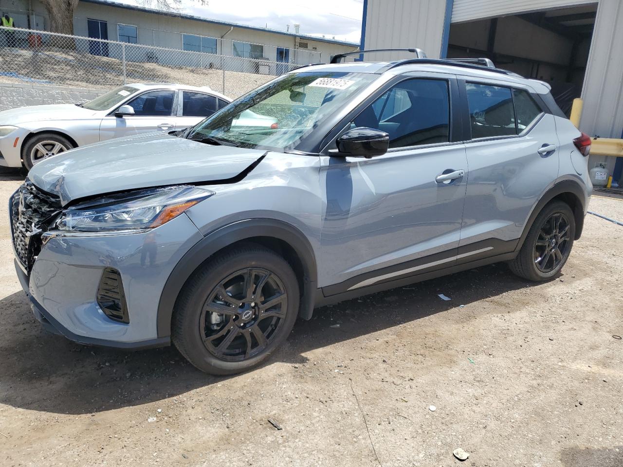NISSAN KICKS SR